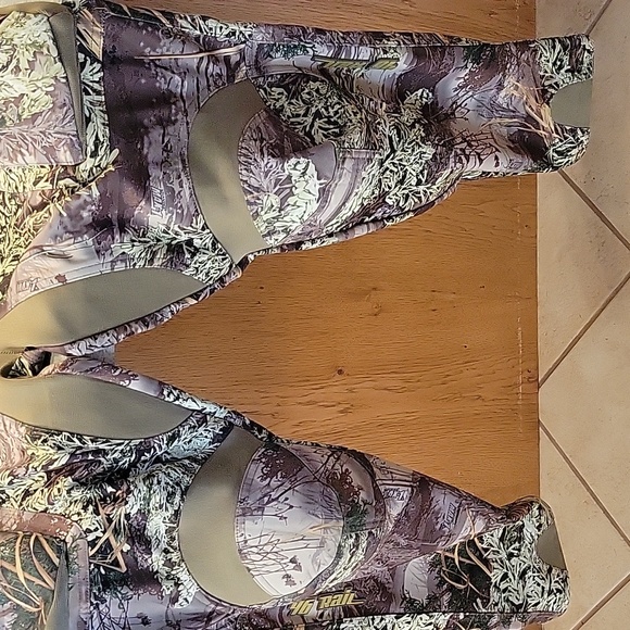 Camouflage pants - Picture 2 of 9